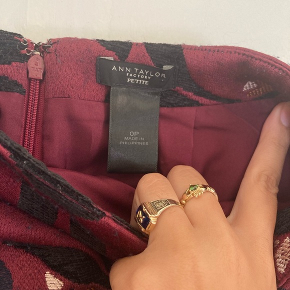 Ann Taylor Mini Skirt - Picture 5 of 6